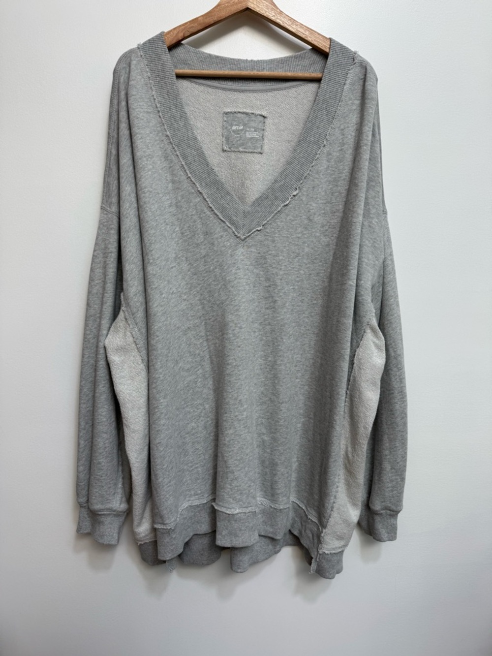 Aerie Vacay Everyday V-Neck Sweatshirt Women’s XXL Oversized Loungewear Travel - Picture 2 of 12